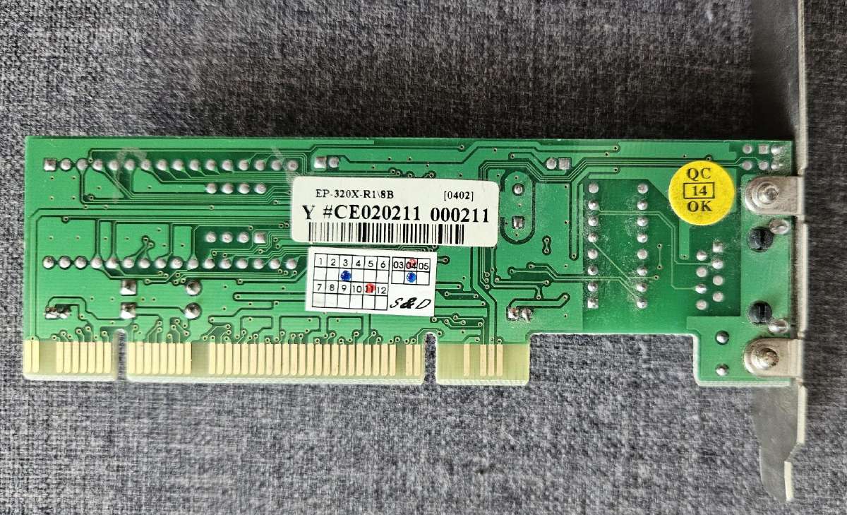 Tinklo plokštė Realtek Rtl8139d - nuotraukos Nr. 2