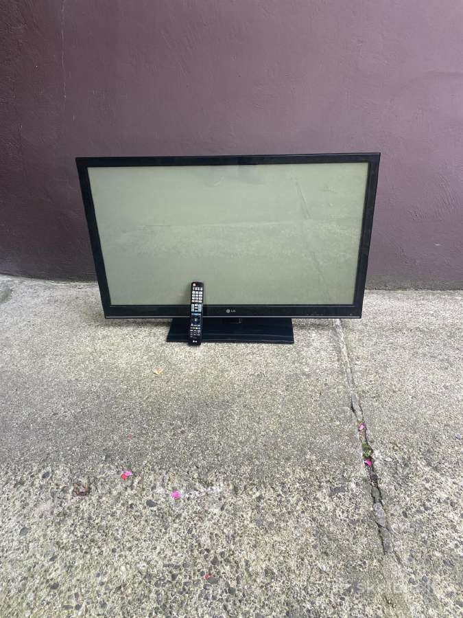 Televizoriai LCD - nuotraukos Nr. 2