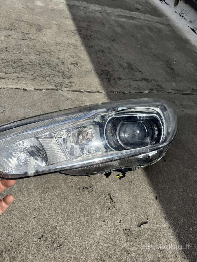 Ford Focus St xenon LED žibintai - nuotraukos Nr. 3