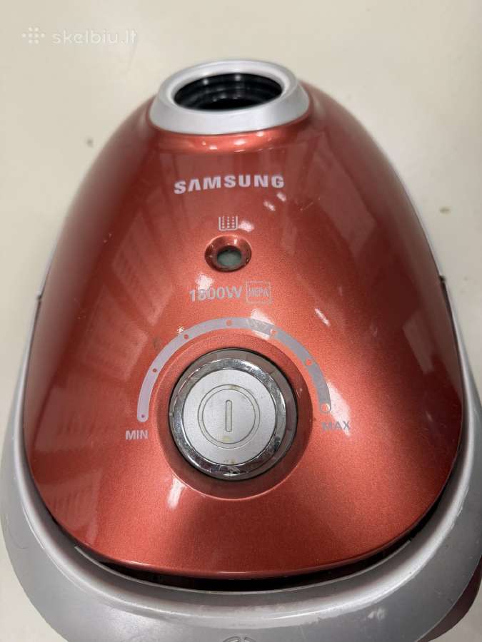 Yra trys siurbliai Samsung be priedų - nuotraukos Nr. 4