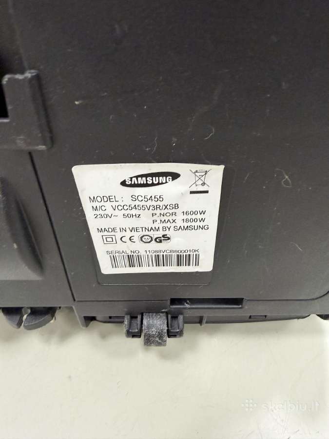 Yra trys siurbliai Samsung be priedų - nuotraukos Nr. 6