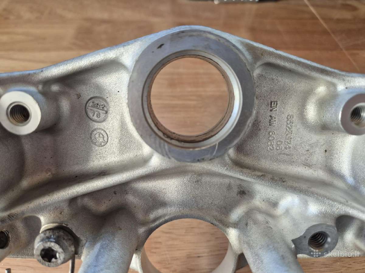 Motociklo Bmw R1200 RS viršutinis tiltelis - nuotraukos Nr. 3
