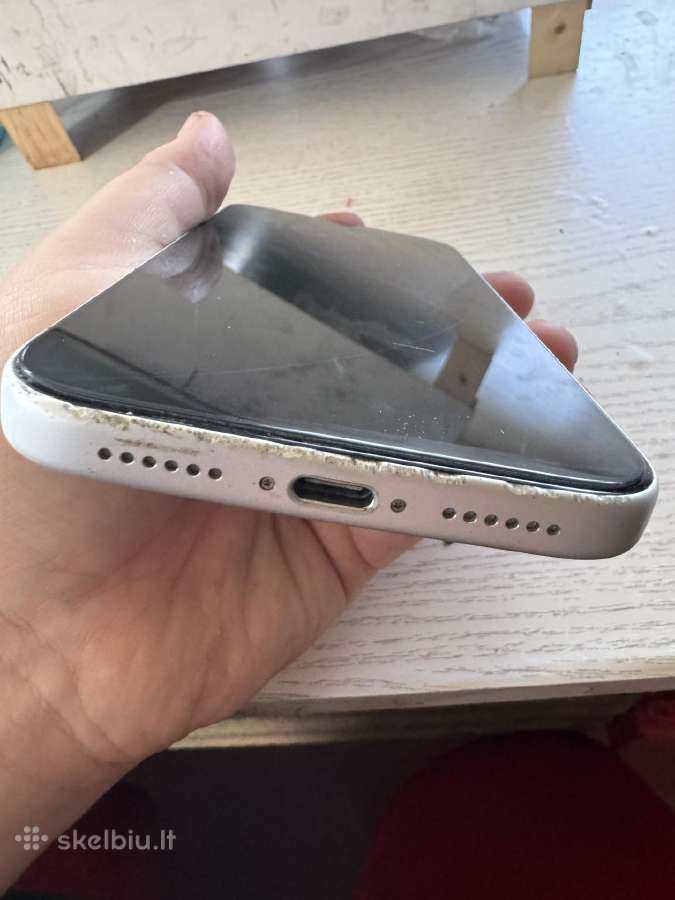 iPhone su trūkumais - nuotraukos Nr. 3