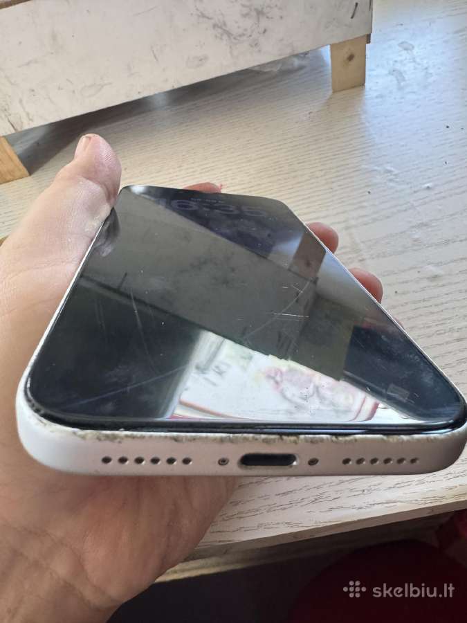 iPhone su trūkumais - nuotraukos Nr. 4