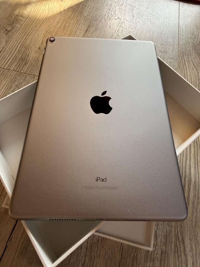iPad Pro 10,5 inch Wi-fi 64 GB A1701 - nuotraukos Nr. 2