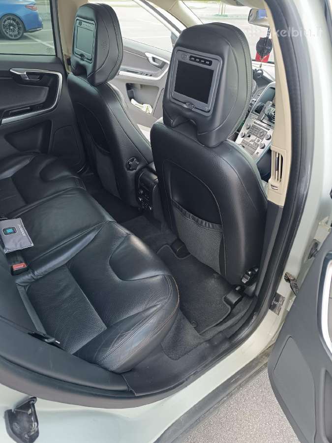 Volvo XC60 - nuotraukos Nr. 12