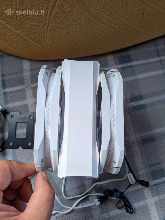 Gigabyte P650ss Ice 650w / Deepcool As500 / balti - nuotraukos Nr. 9