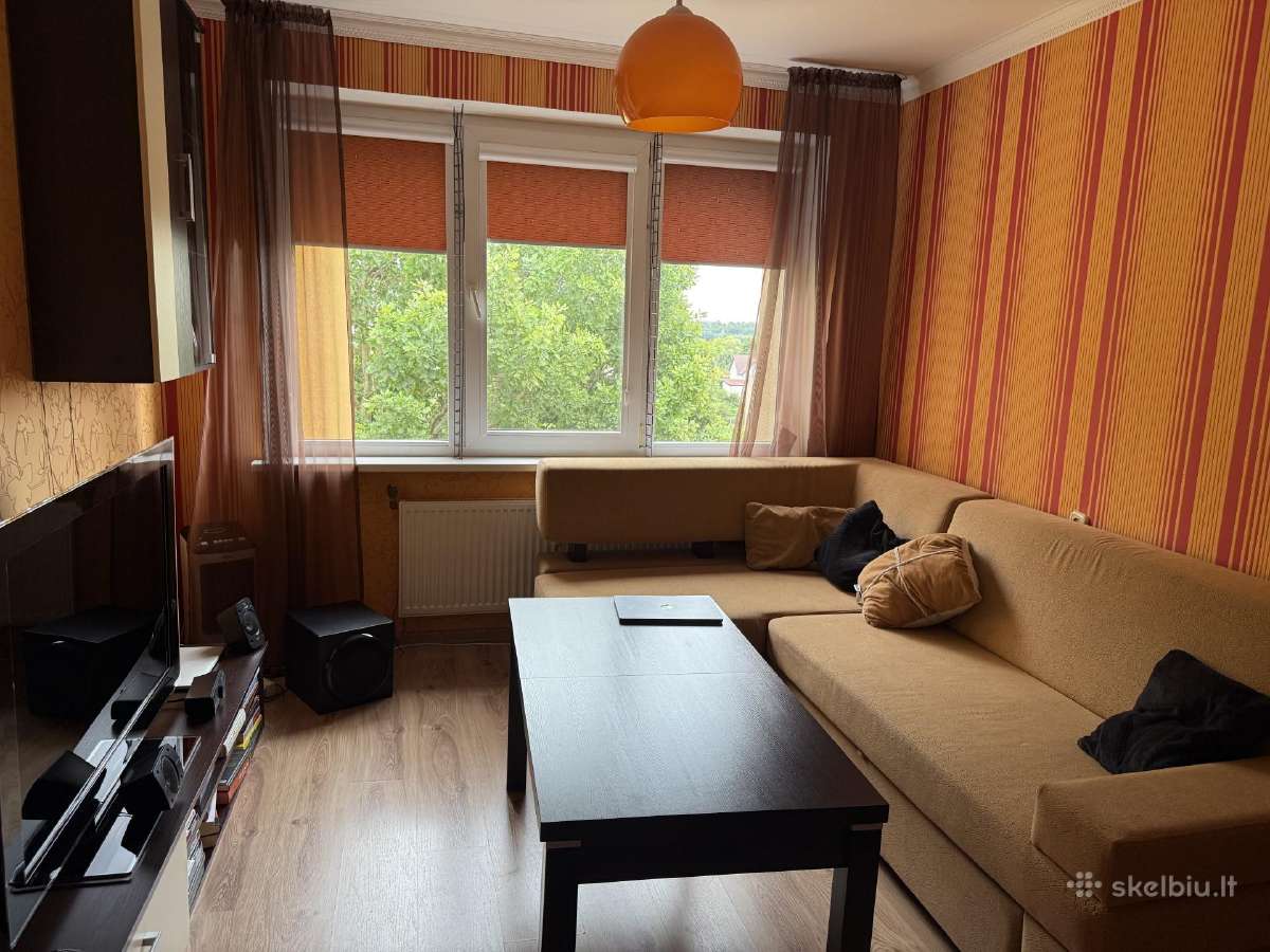 Dviejų kambarių butas renovuotame name - nuotraukos Nr. 8