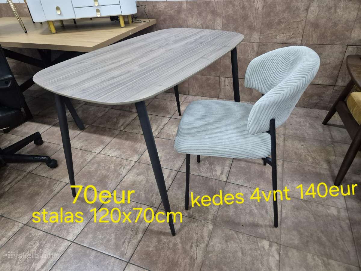 Stalas kedes valgomojo - nuotraukos Nr. 2