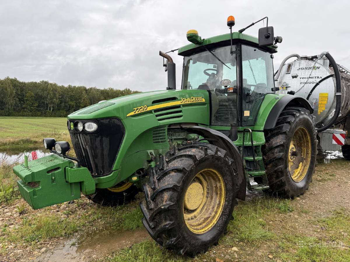 Traktorius John Deere 7720 2003m. - nuotraukos Nr. 4
