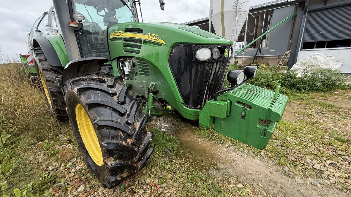 Traktorius John Deere 7720 2003m. - nuotraukos Nr. 5