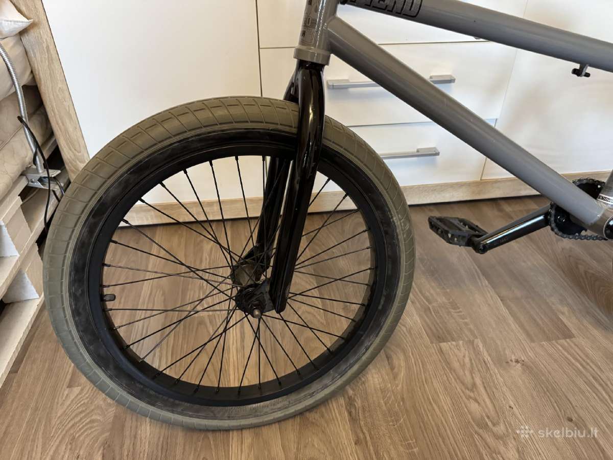 BMX Fiend Type O XL + priedai 2 šalmai 2 kameros - nuotraukos Nr. 3