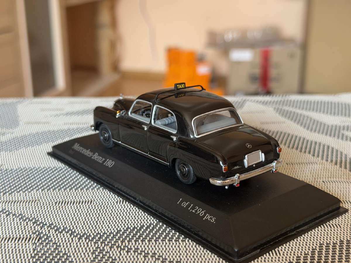 Mercedes Benz 180 Taxi 1:43 - nuotraukos Nr. 5