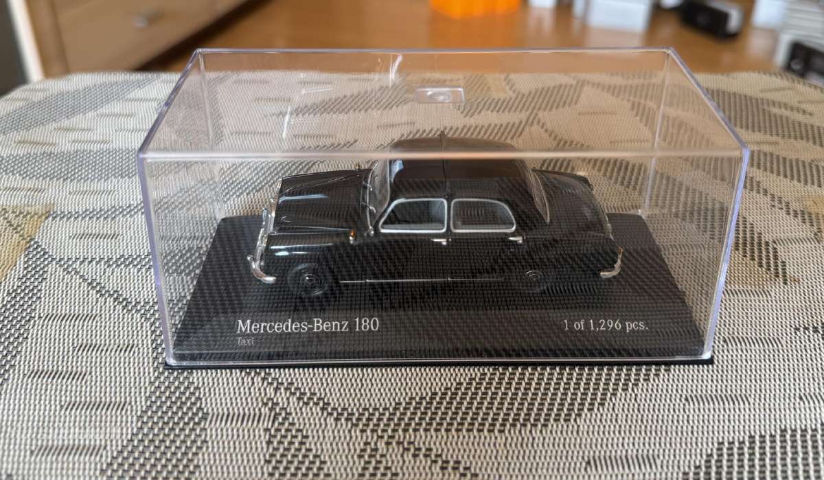 Mercedes Benz 180 Taxi 1:43 - nuotraukos Nr. 6