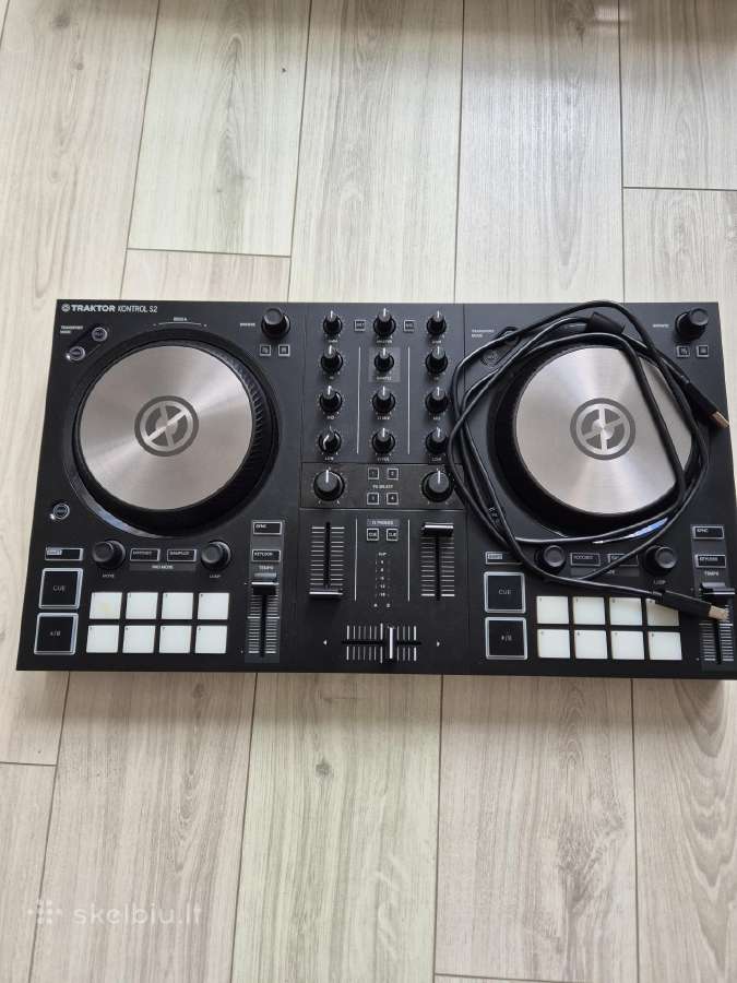 Traktor Kontrol S2 Mk3 - nuotraukos Nr. 2