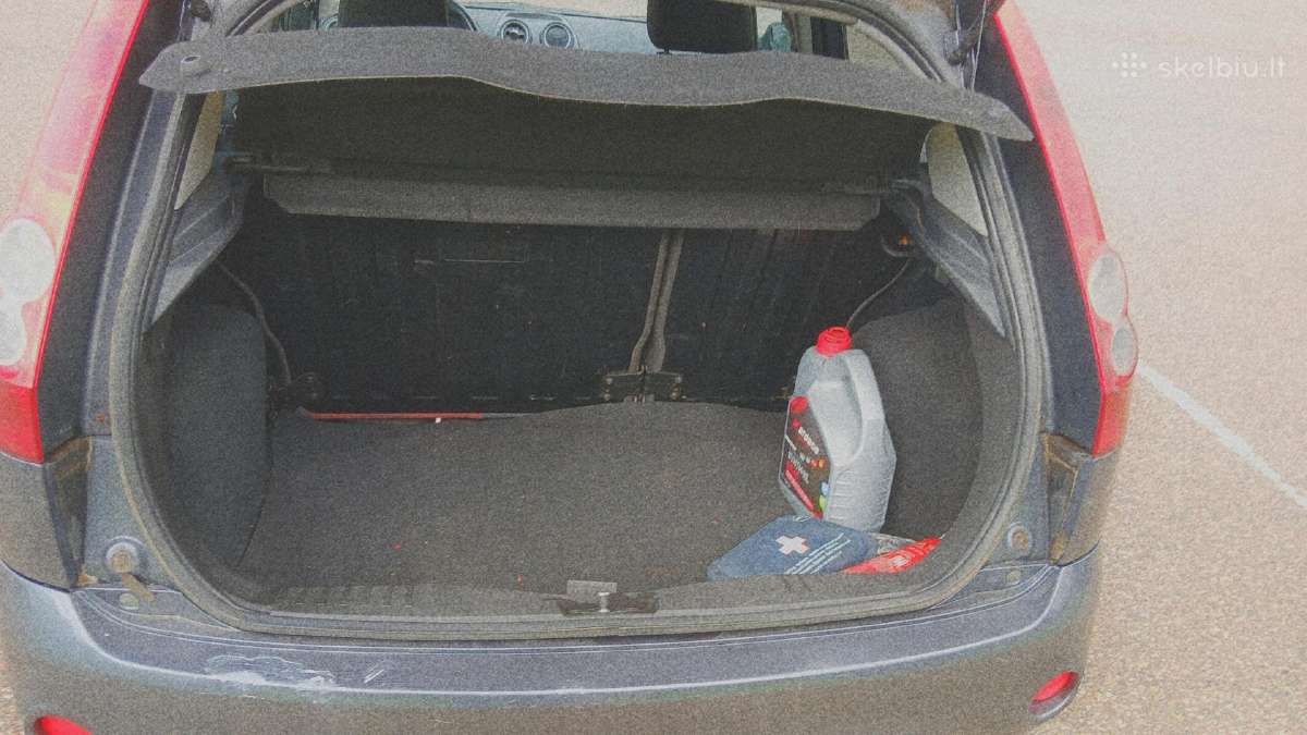 Parduodu Ford fiesta - nuotraukos Nr. 7