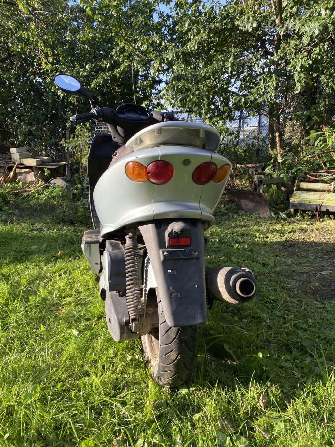 Yamaha Majesty 125 - nuotraukos Nr. 3