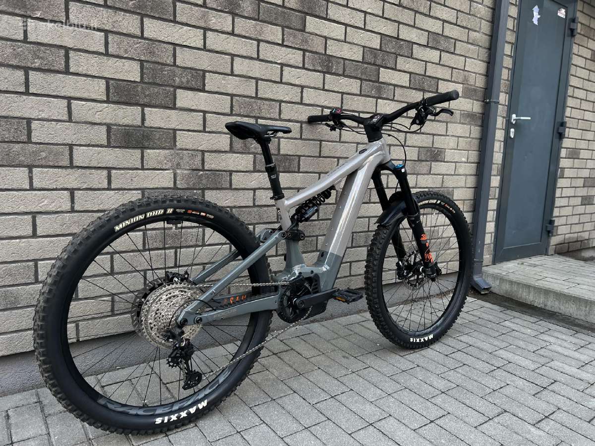 Focus Sam² 6.8 – Bosch CX / 750 Wh / Fox 38 / XT - nuotraukos Nr. 3