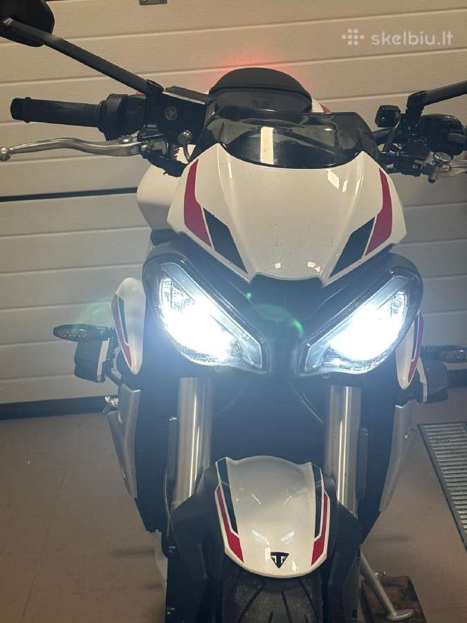 Triumph Street Triple priekinė fara - nuotraukos Nr. 7