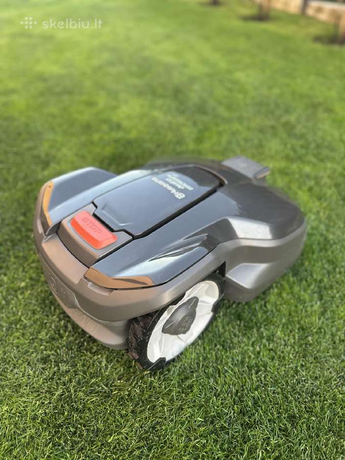 Vejos robotas Husqvarna Automower 305 - nuotraukos Nr. 3