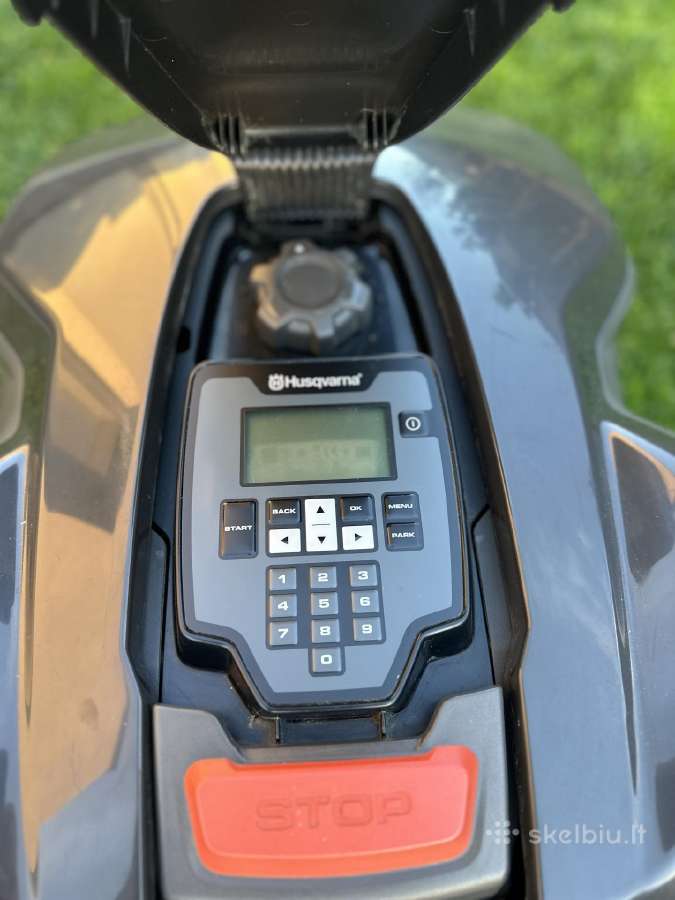 Vejos robotas Husqvarna Automower 305 - nuotraukos Nr. 5