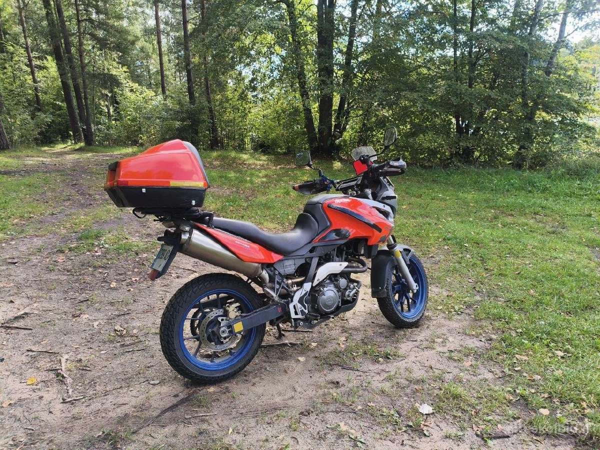 Aprillia Pegaso - nuotraukos Nr. 4