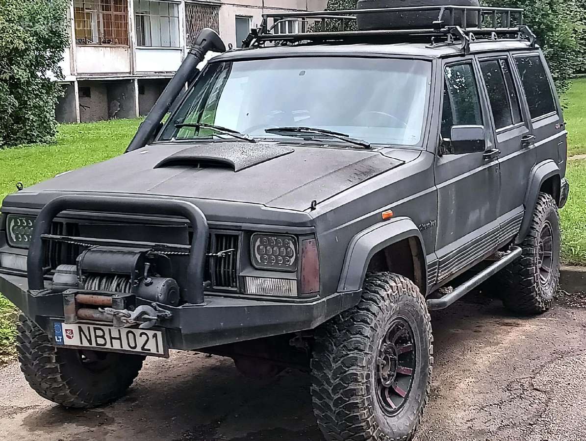 Jeep Cherokee 2.1 Td - nuotraukos Nr. 2