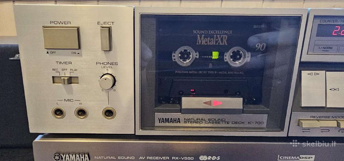 Yamaha K-700 - nuotraukos Nr. 2