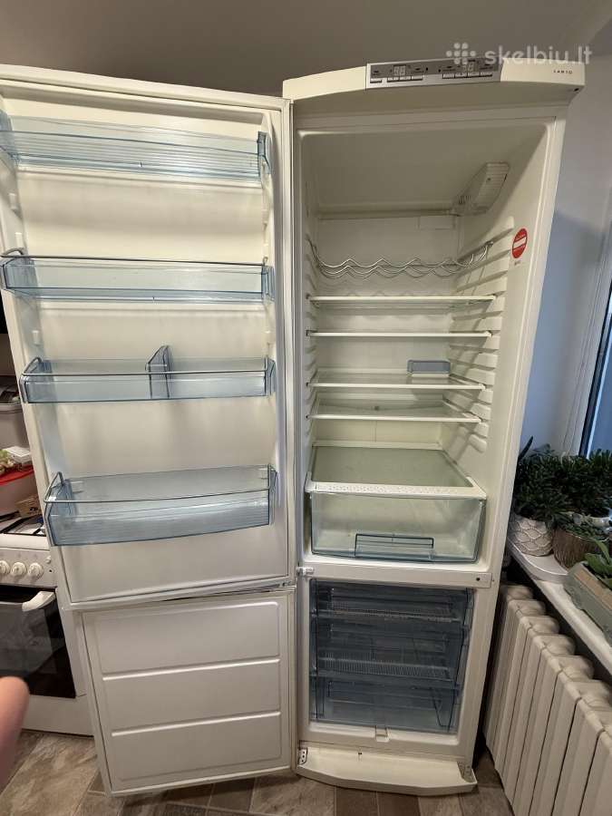 Šaldytuvas su kamera Aeg - nuotraukos Nr. 2