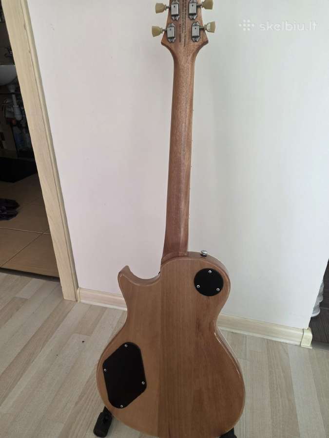 Parduosu arba keiciu gitara ir bosa - nuotraukos Nr. 2