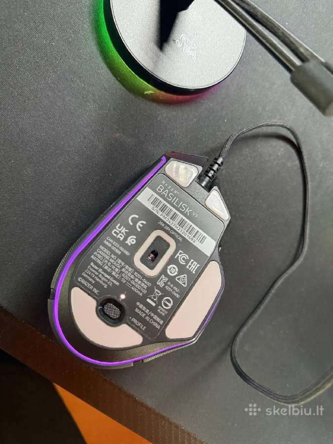 Razer basilisk v3 + razer bungee v3 chroma - nuotraukos Nr. 2