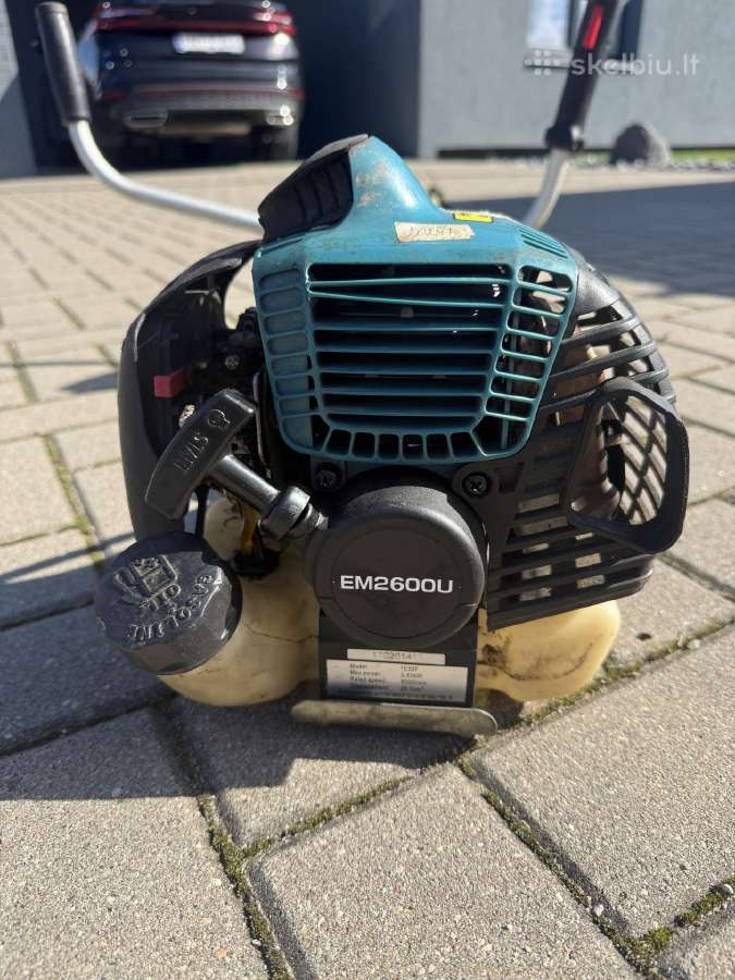 Parduodu trimerį benzininį Makita - nuotraukos Nr. 2
