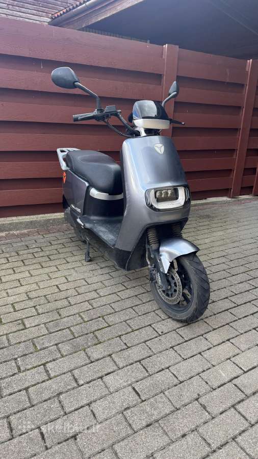 Parduodamas Elektrinis Motoroleris Yadea E8s - nuotraukos Nr. 2