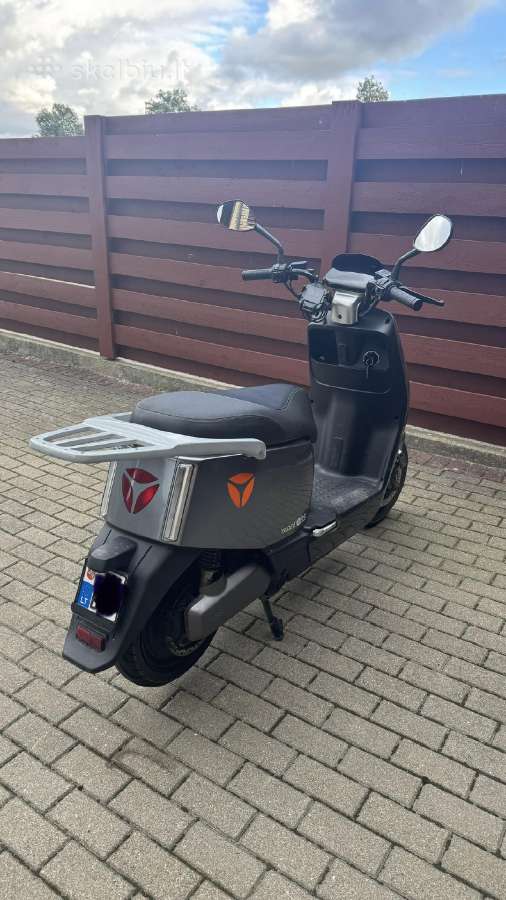 Parduodamas Elektrinis Motoroleris Yadea E8s - nuotraukos Nr. 7