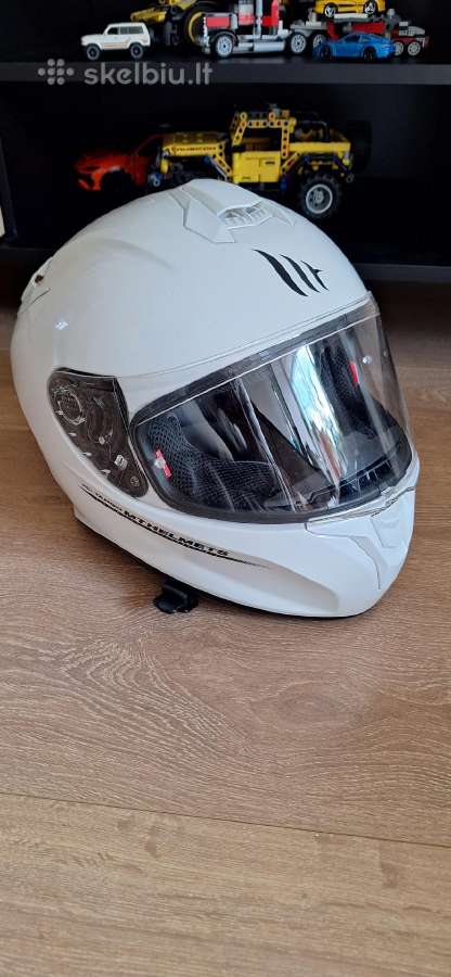 Moto šalmai - nuotraukos Nr. 2