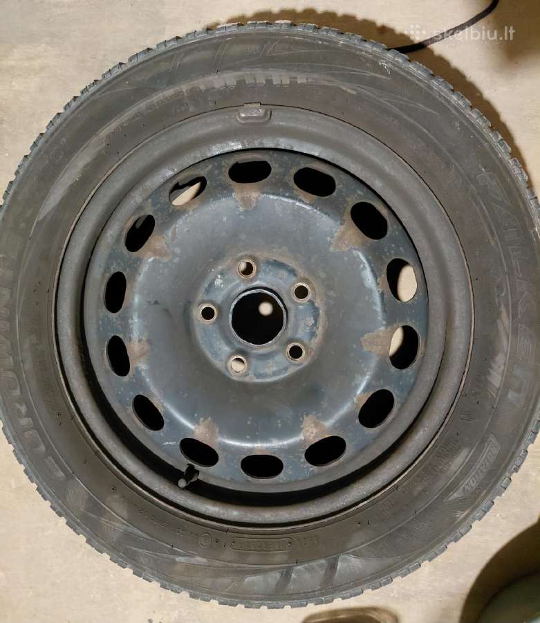 Volkswagen štampuoti plieno ratlankiai su gaubtais - nuotraukos Nr. 2