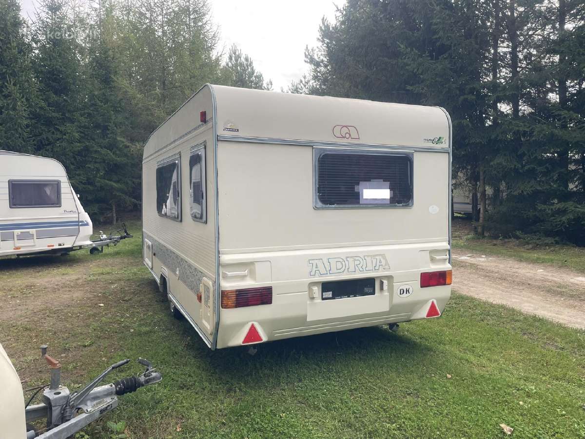 Parduodu prikabinamą namelį Adria - nuotraukos Nr. 5