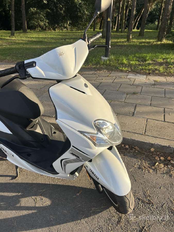 Yamaha Jog Rr motoroleris - nuotraukos Nr. 3