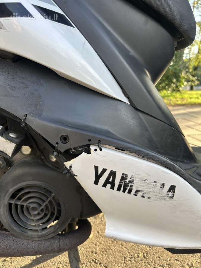 Yamaha Jog Rr motoroleris - nuotraukos Nr. 5