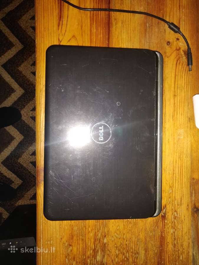 Dell inspiron N5010 su defektu - nuotraukos Nr. 2
