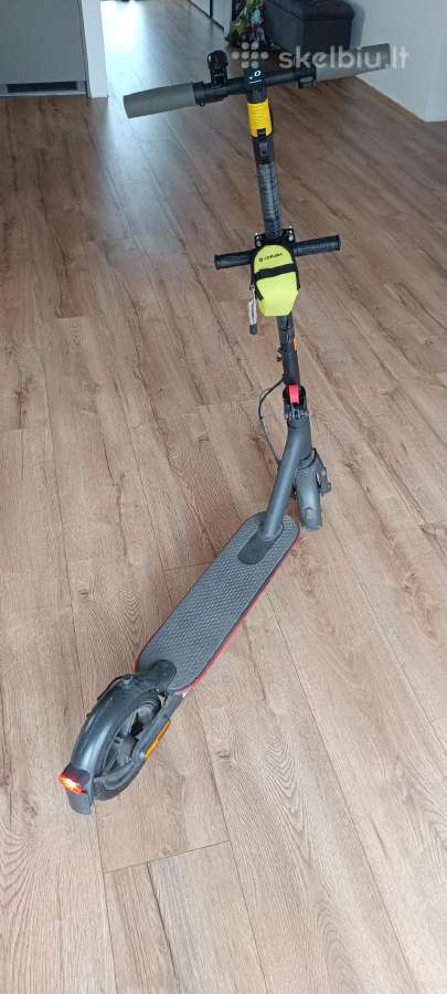 Xiaomi Mi Electric Scooter 1s - nuotraukos Nr. 2