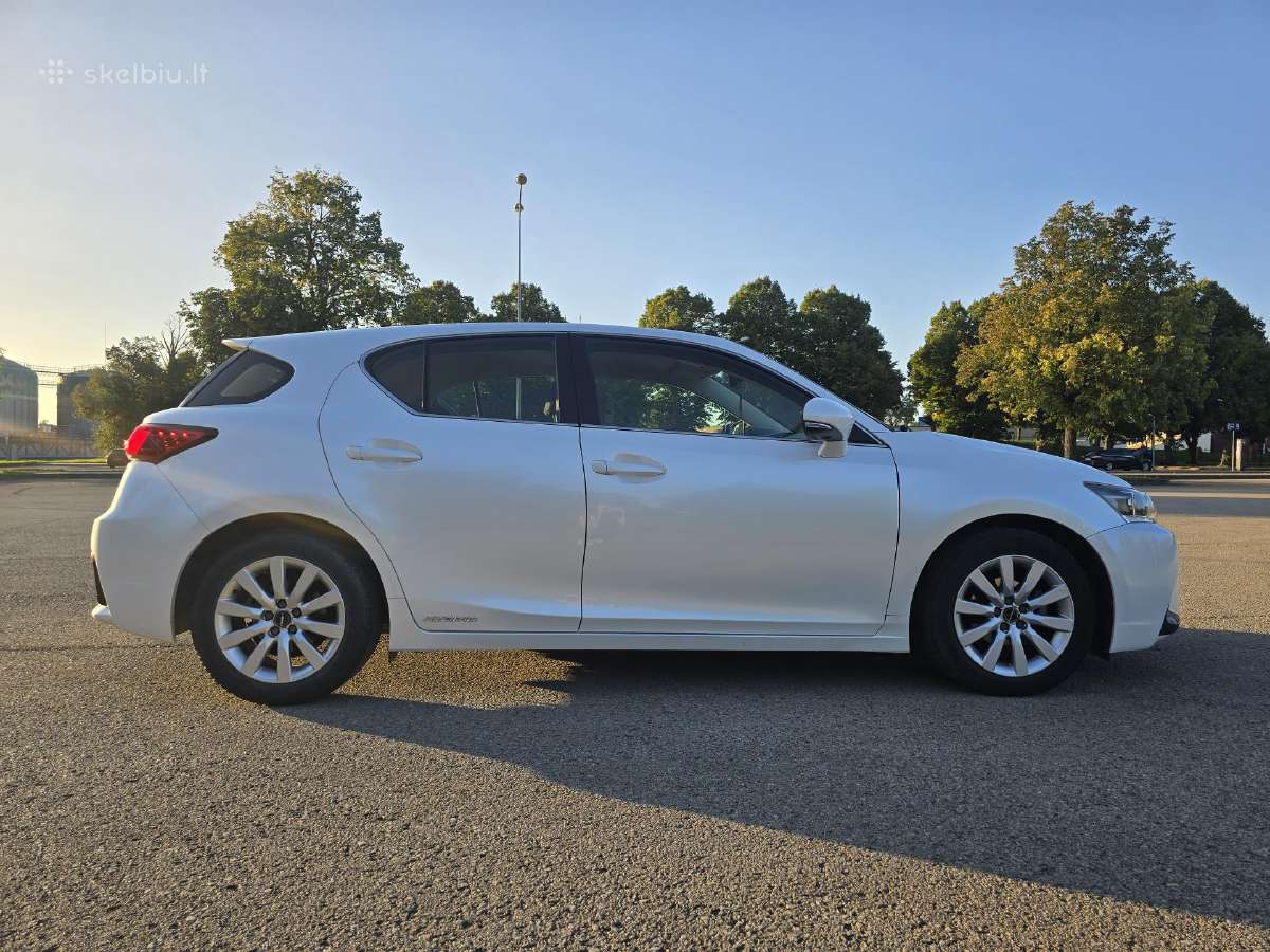 Lexus Ct200h - nuotraukos Nr. 8
