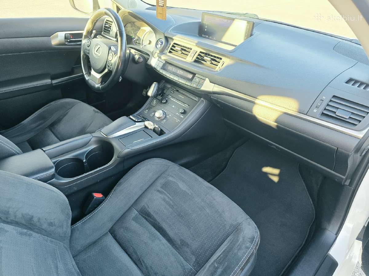 Lexus Ct200h - nuotraukos Nr. 12