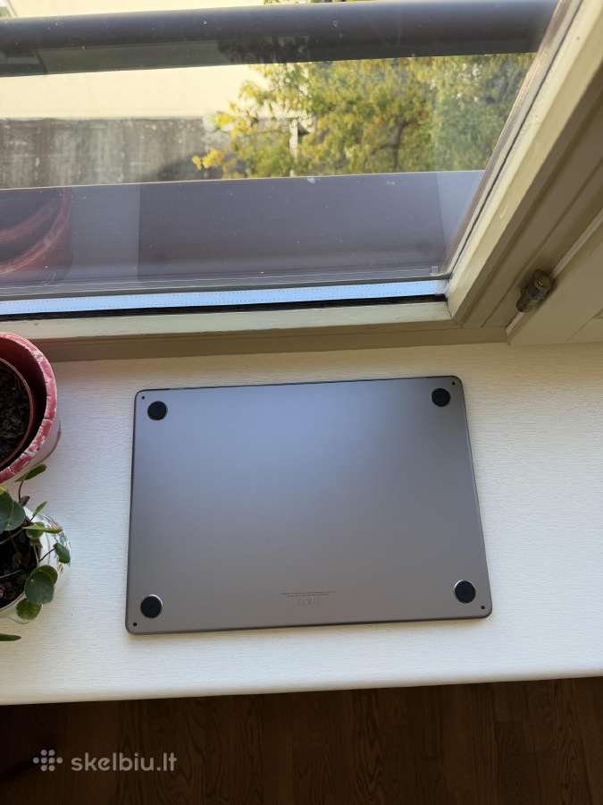 Apple MacBook Air M2 - nuotraukos Nr. 8