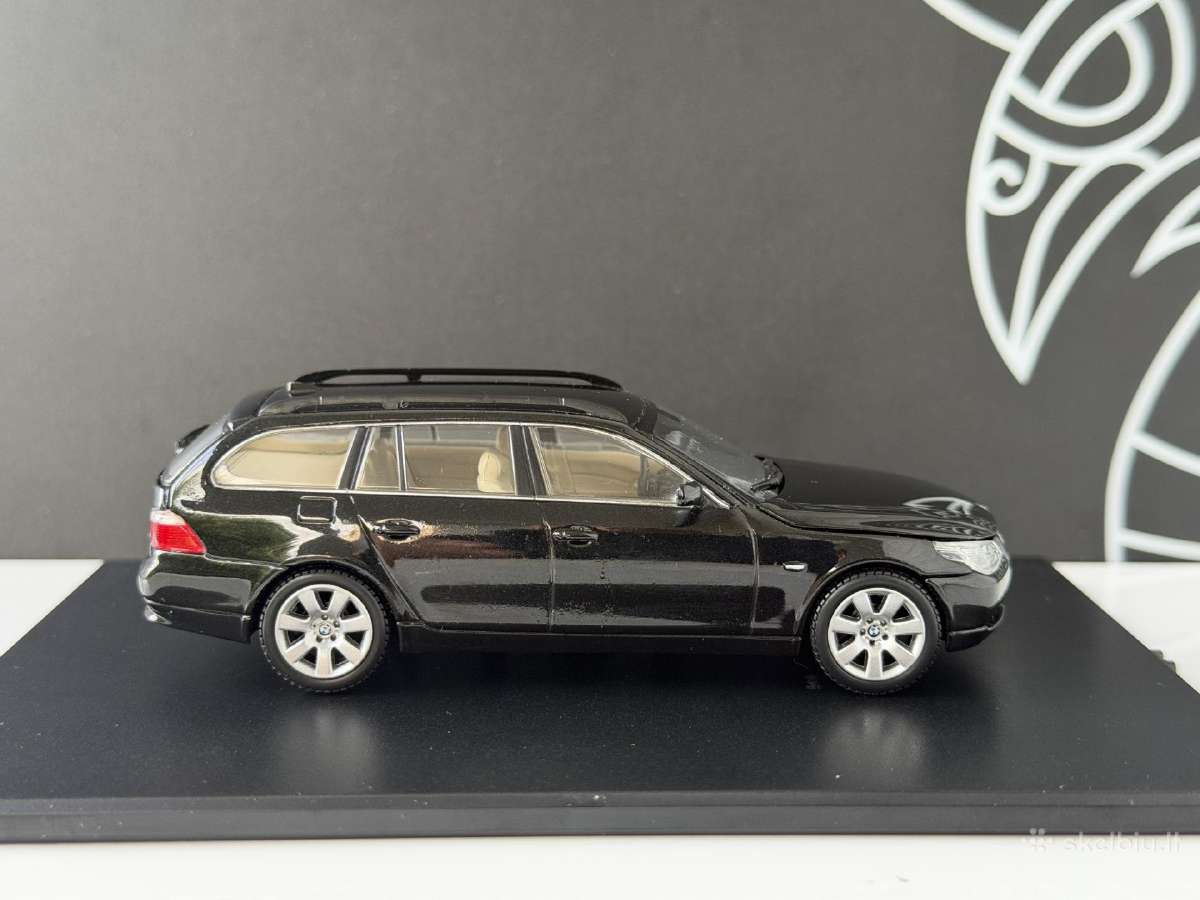 Bmw 5 series Touring 1:43 - nuotraukos Nr. 7