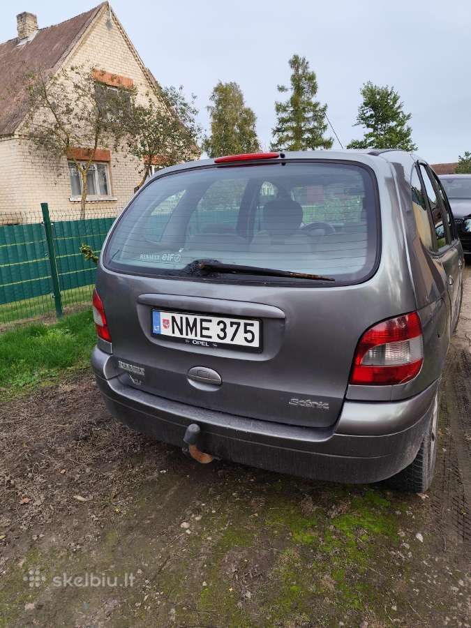 Automobilis Renault - nuotraukos Nr. 2