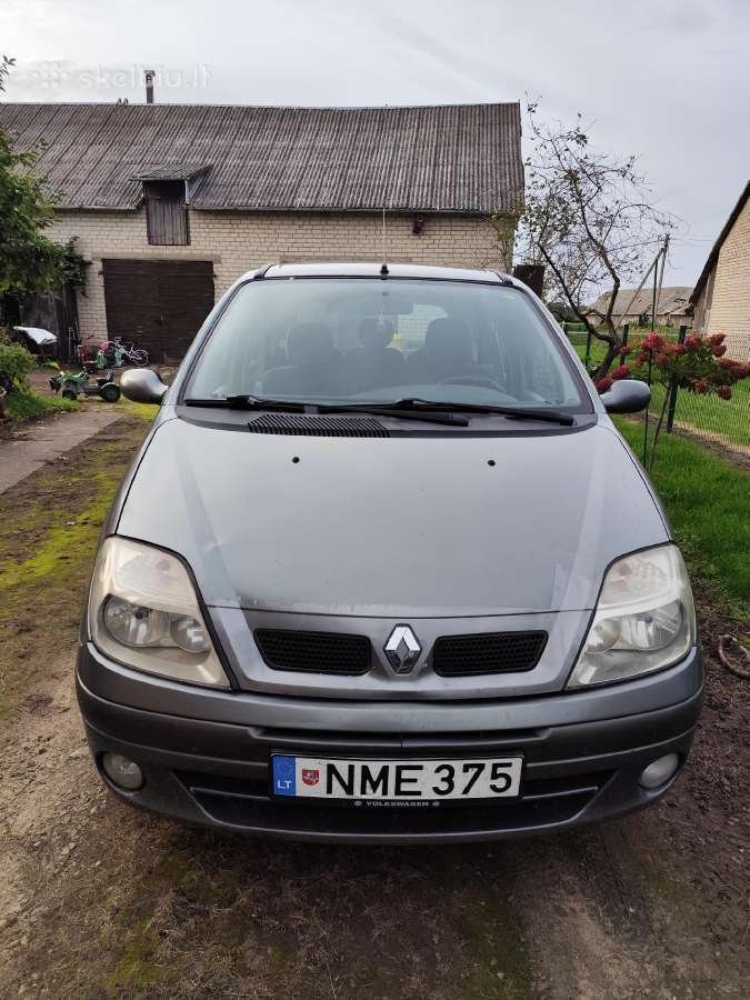 Automobilis Renault - nuotraukos Nr. 4