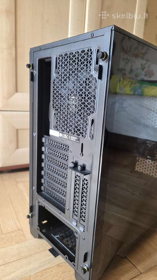 Corsair 4000d - nuotraukos Nr. 3