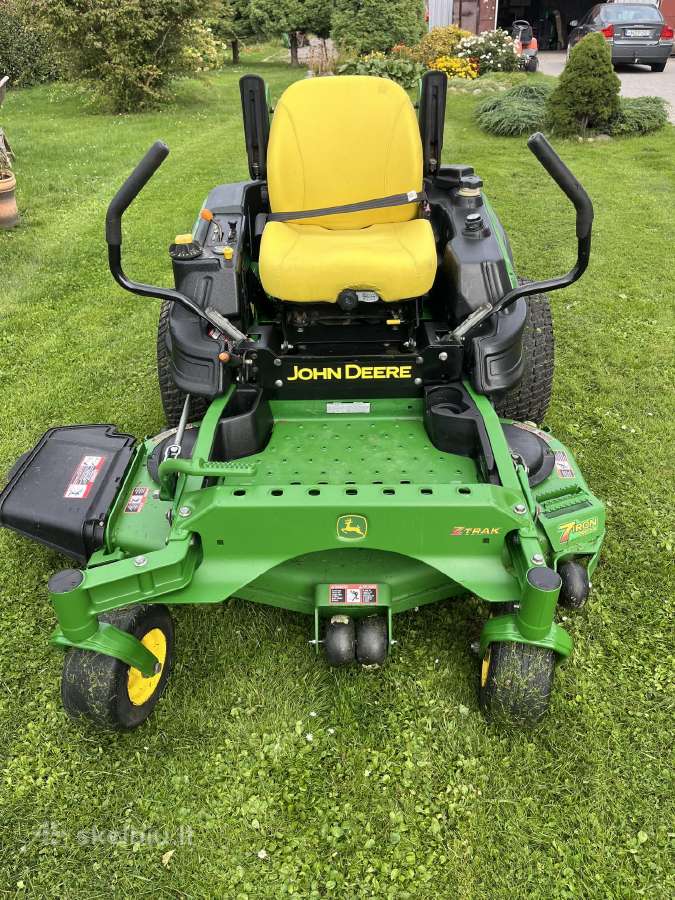 Sodo traktoriukas John Deere - nuotraukos Nr. 2