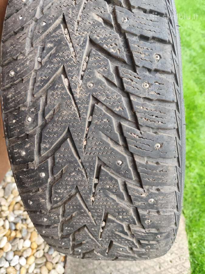 Nexen 235/55 R19 dygliuotų padangų komplektas - nuotraukos Nr. 4